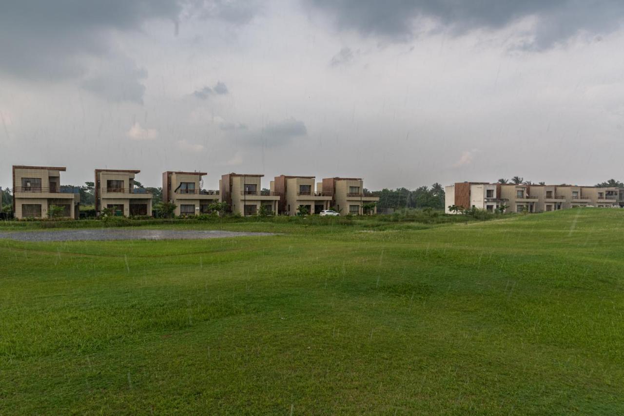 Villa Aqua Golf Villa, Singh Villa, Agv 31 Vedic Village *